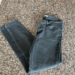 Levi’s 711 skinny black jeans